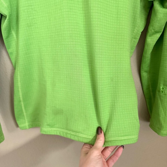 Patagonia R1 Fleece Lined Quarter Zip Pullover Top Green Size Medium FLAWED - Picture 5 of 6